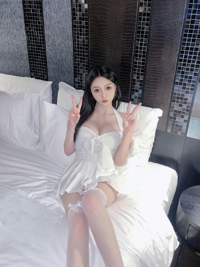 安多 封面